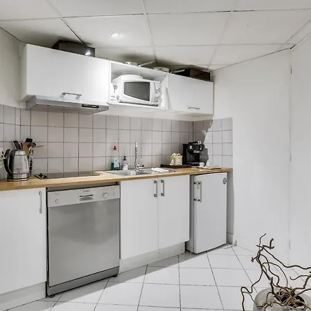 Apartment Triplex In Boulevard De Magenta By Guestready