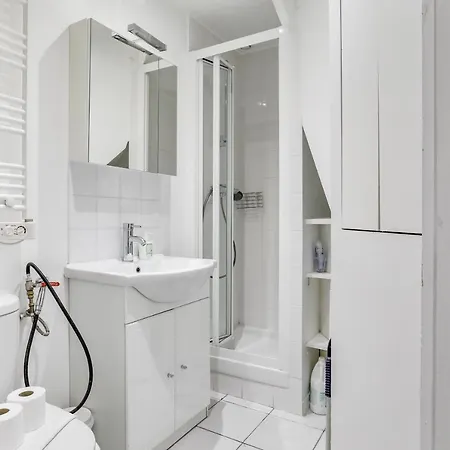Triplex In Boulevard De Magenta By Guestready Paris