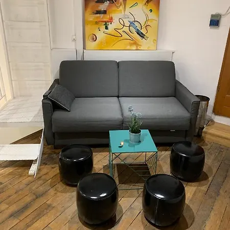 Triplex In Boulevard De Magenta By Guestready Paris