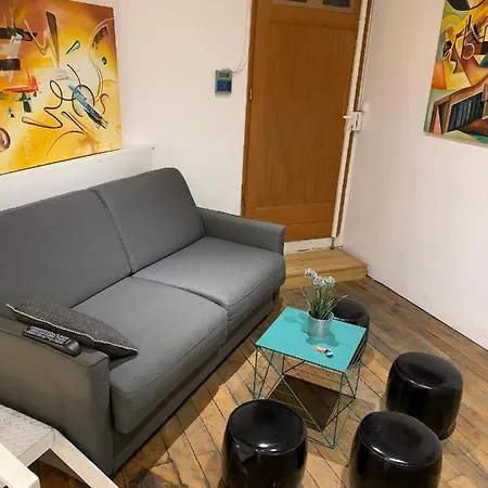 Triplex In Boulevard De Magenta By Guestready Apartment